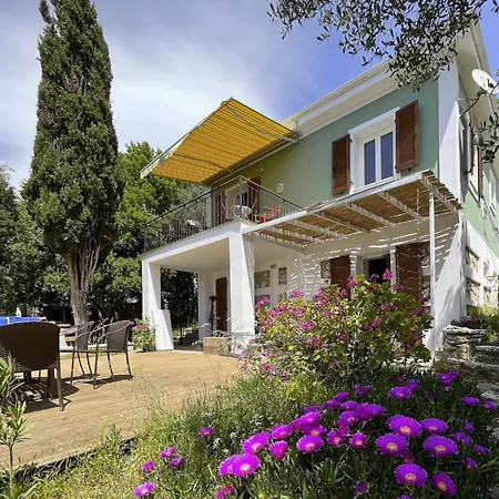 La Casa Tra Gli Alberi E Il * Fiskardo
