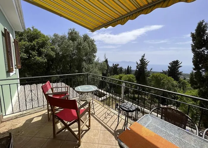 La Casa Tra Gli Alberi E Il Holiday home *